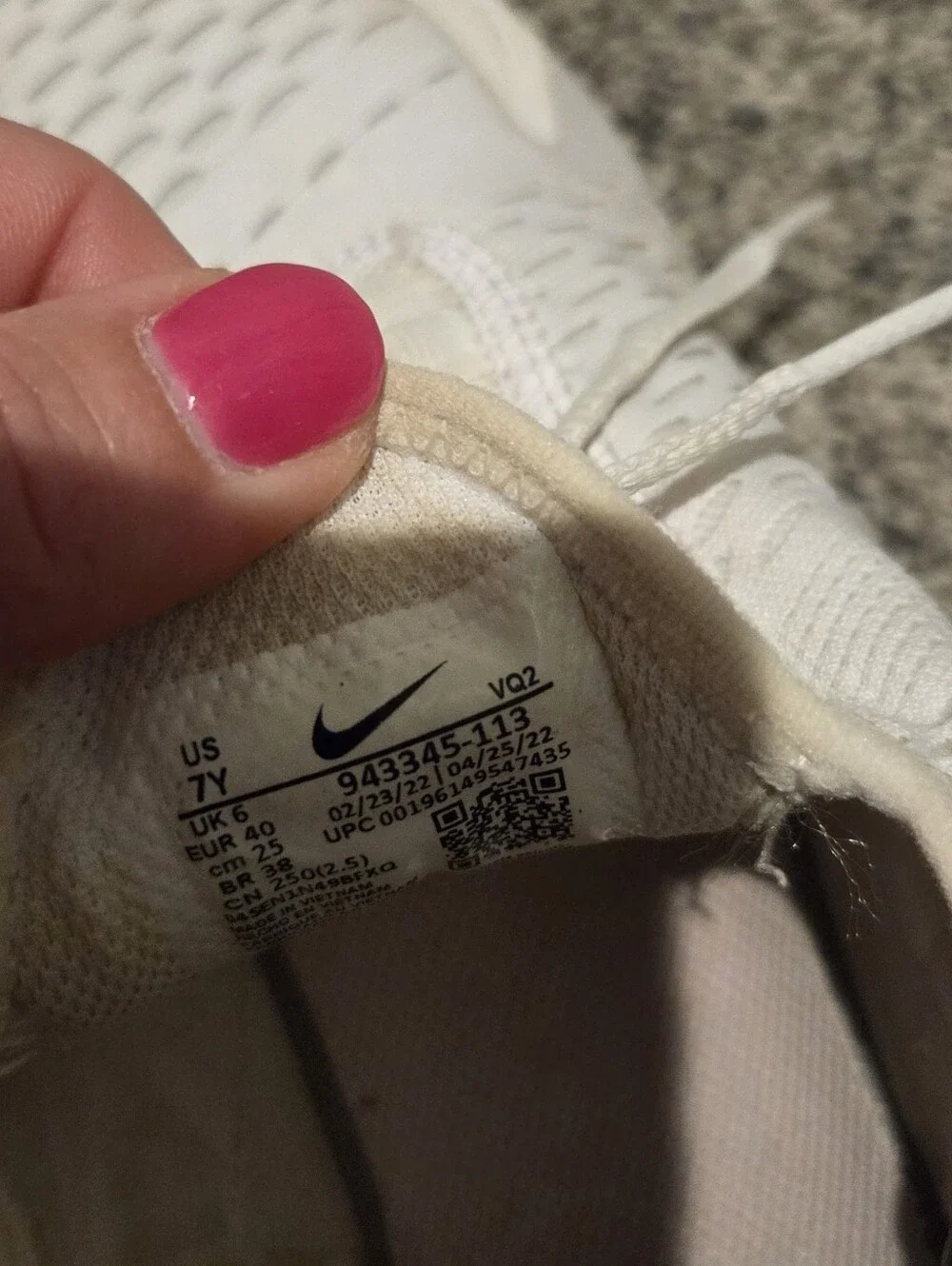 Nike Youth Air Max White With Bright Pink Accent